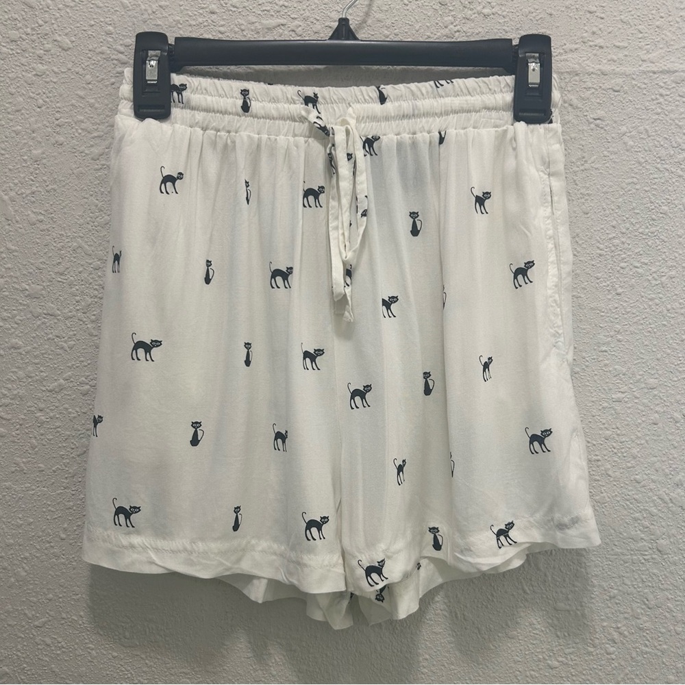 Fun & Flirt Halloween Black Cat Print Pajama Shorts Medium